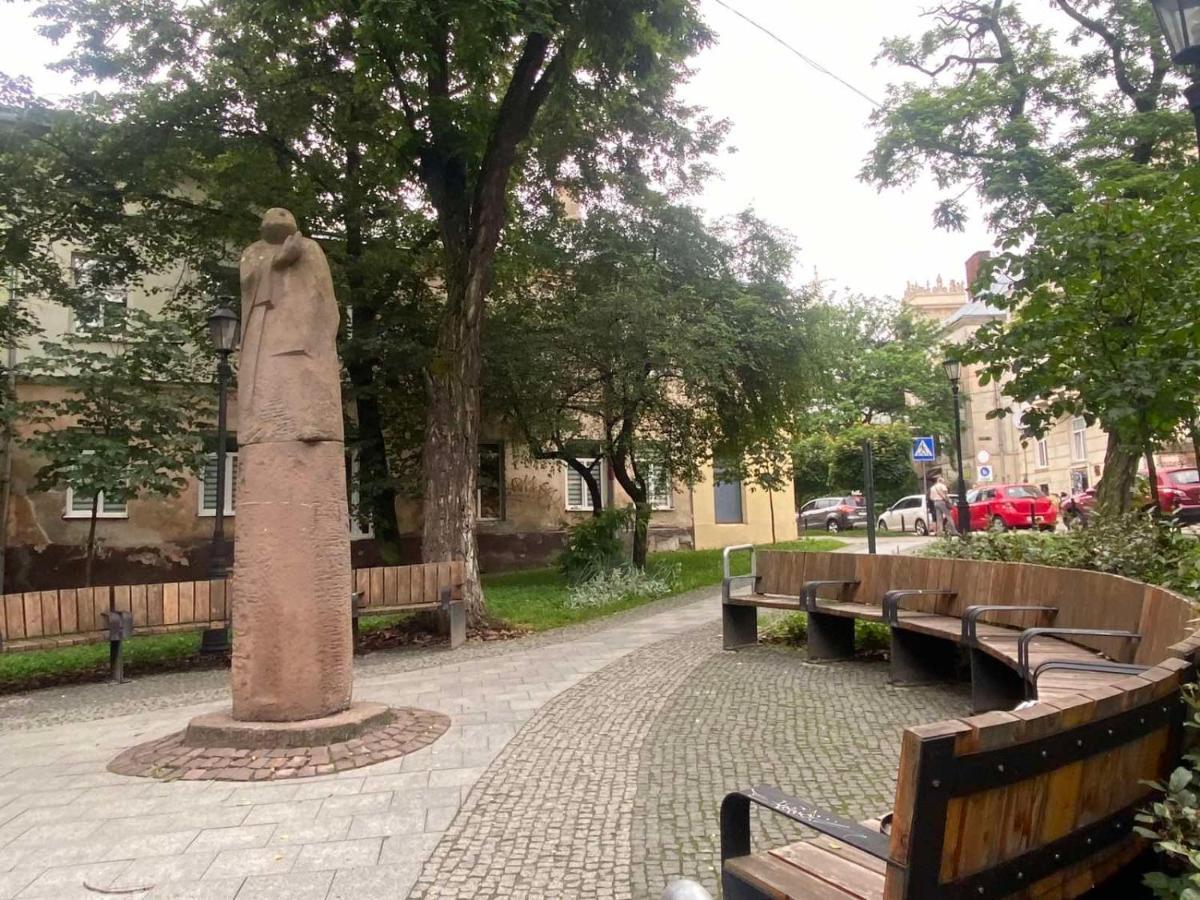 Вірменська 14 Центр З Балконом Не Далеко Від Ж Д Вокзалу Звітні Документи Apartment Lviv Ngoại thất bức ảnh